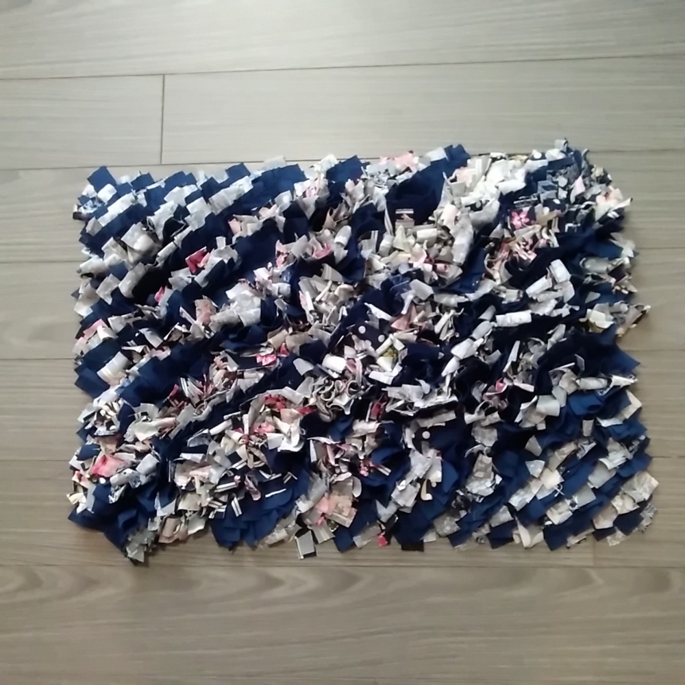 ☀️New☀️Cottagecore~Washable Rag Rug (25"x 17") - Picture 4 of 6